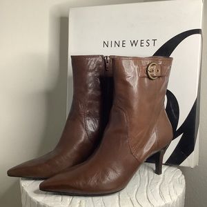 NINE WEST “EYEOPE NERO” BROWN CALF LEATHER BOOTIES SIZE 9